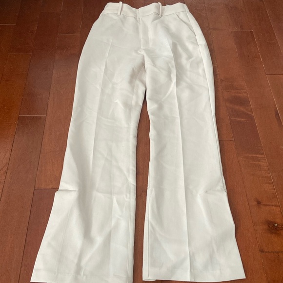 Abercrombie & Fitch Pants - Abercrombie & Fitch 28/6 Cream Pants